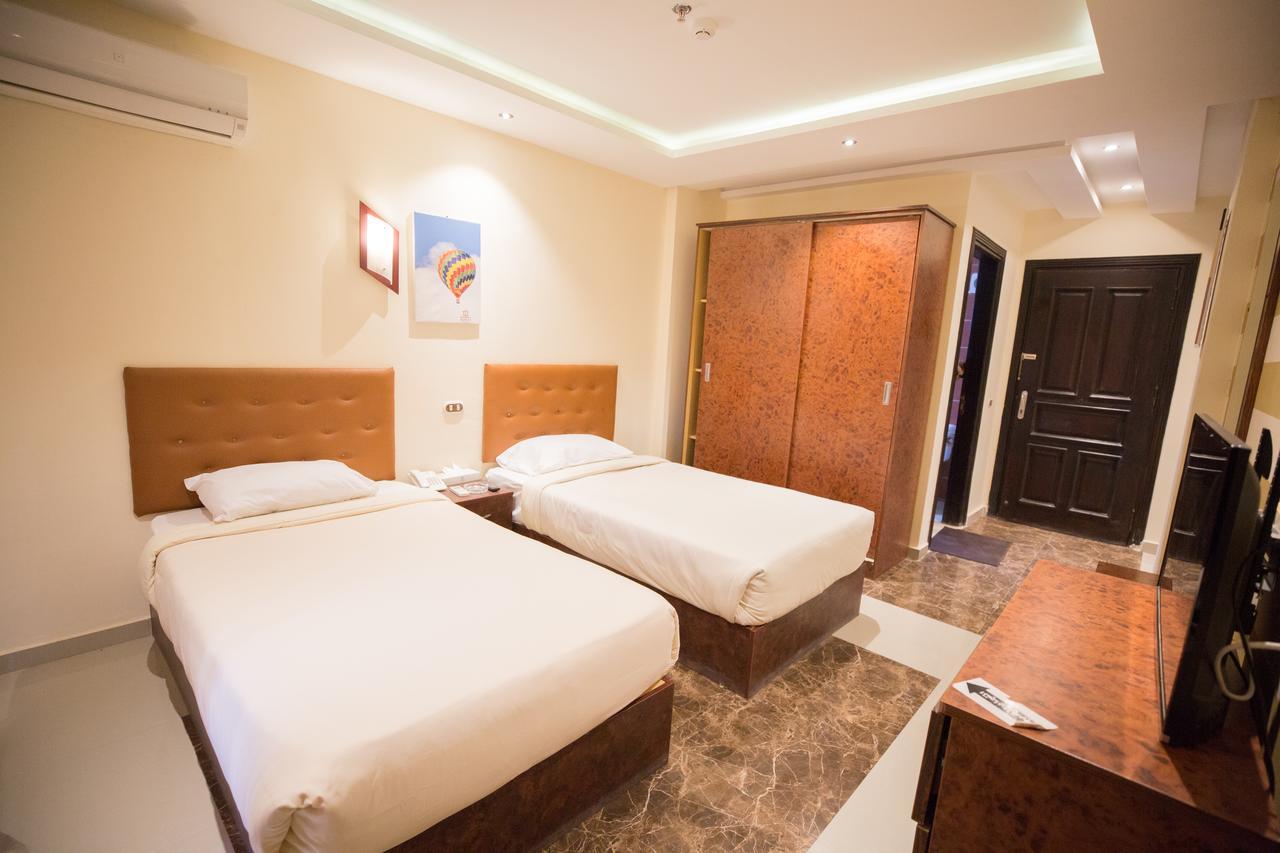 Majorica Marina Hotel El Alamein Extérieur photo